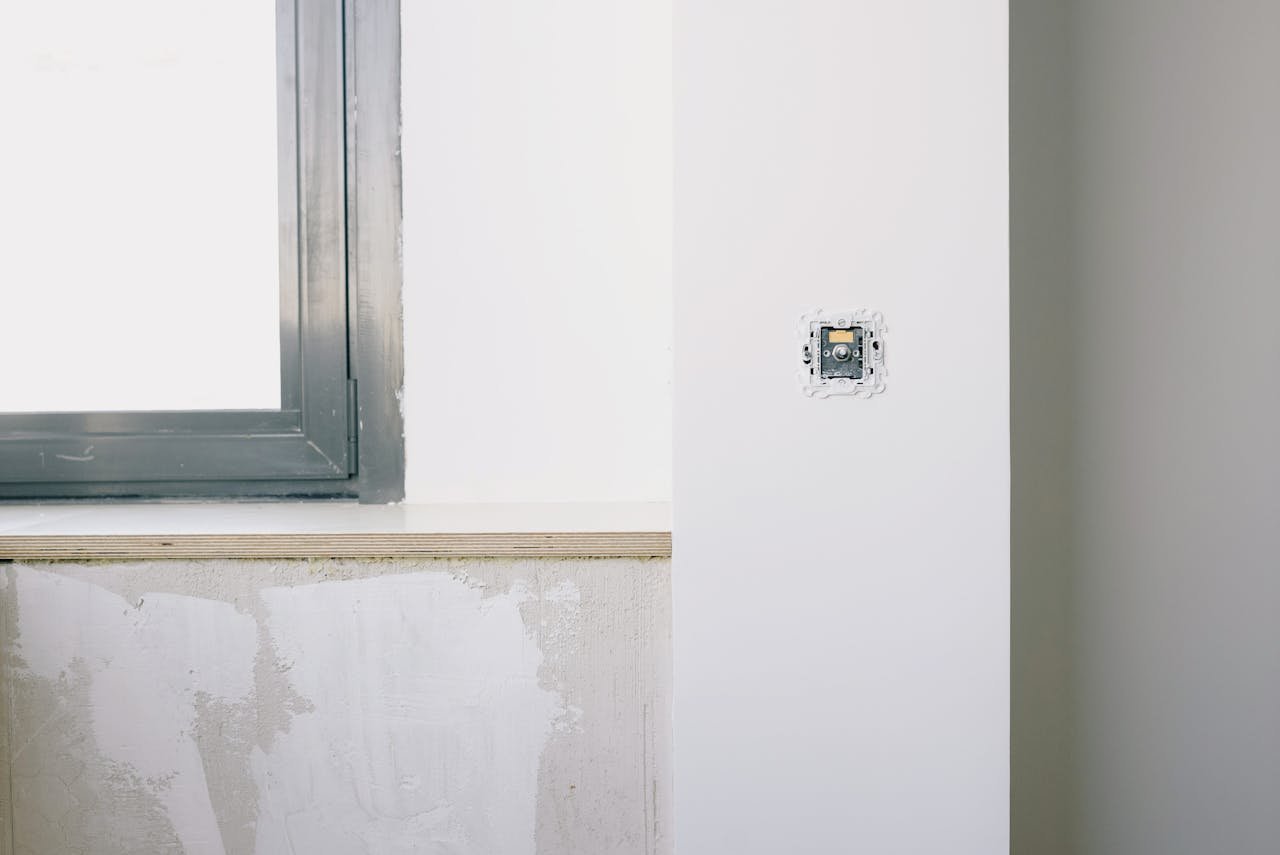 Caretaker Spain - Renovations and minor repairs.